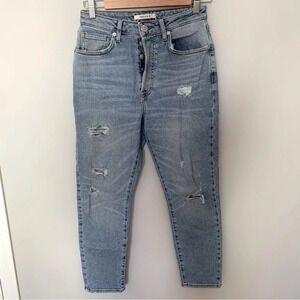 Forever 21 “Westwood” Light Wash Button Fly Distressed Mom Jean Size 26
